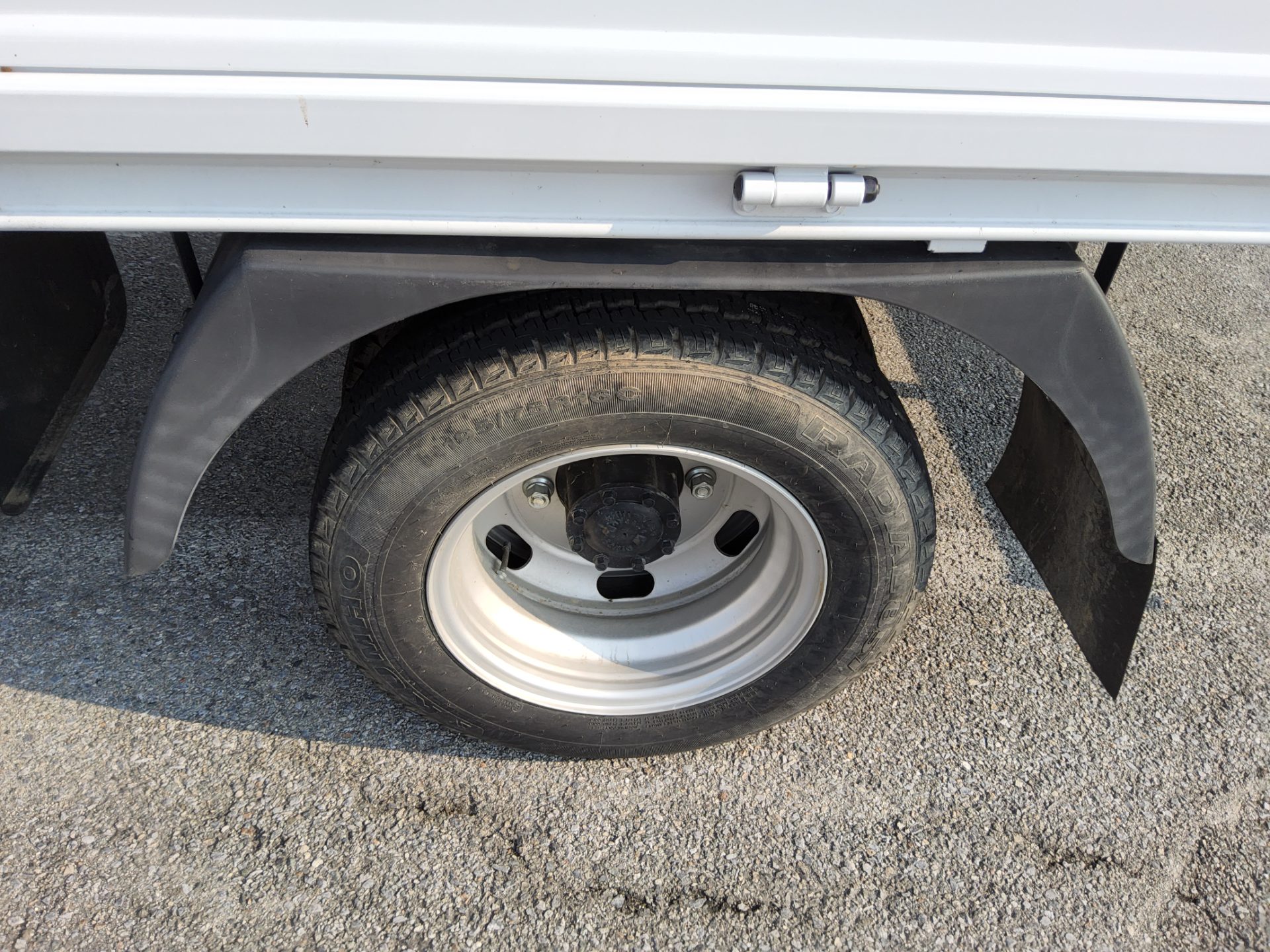 هيونداي الجديد كليا Mighty 2.5 طن Narrow Cab طويل Wheelbase منخفض Deck 2021 طويل المدى