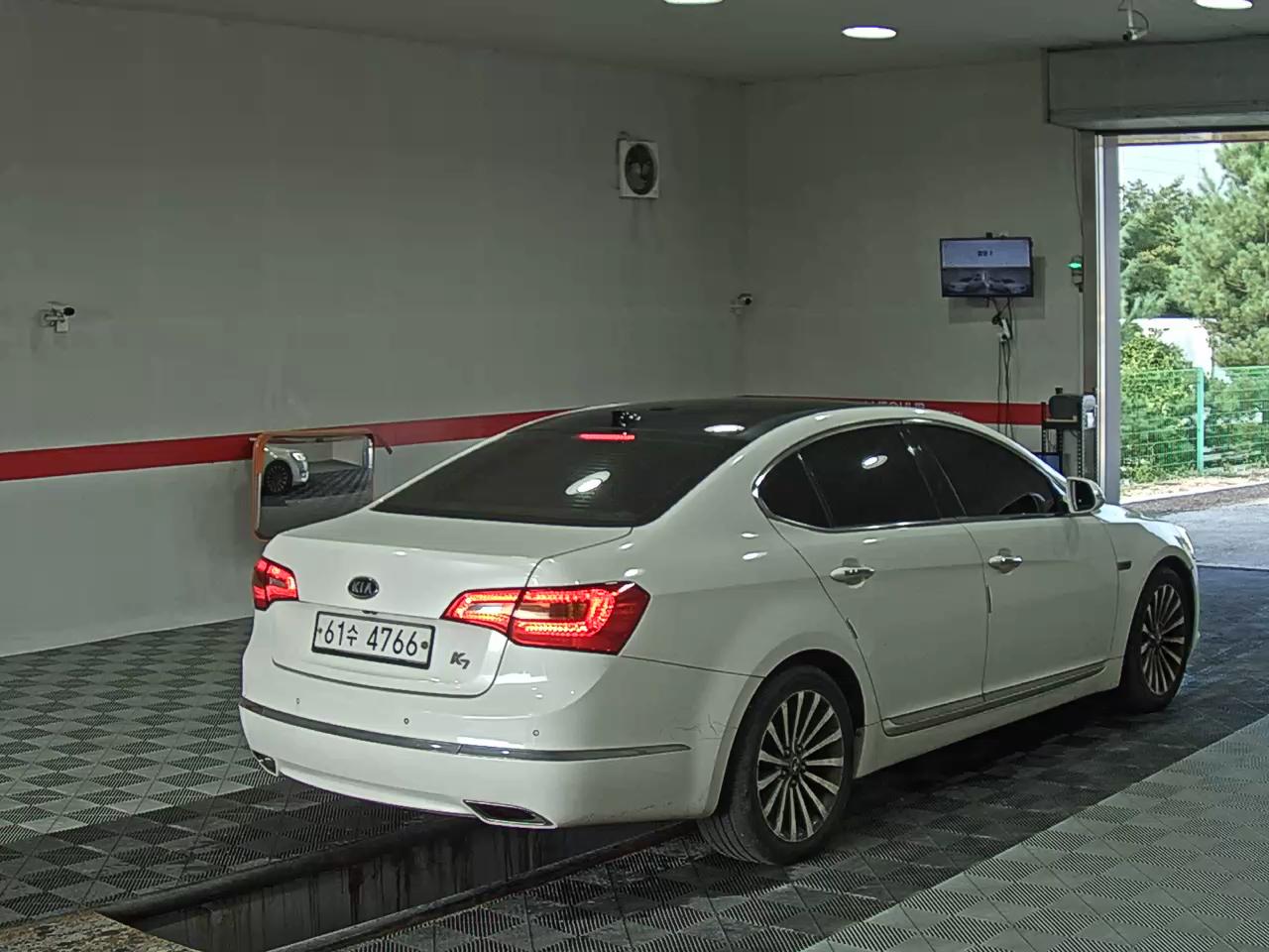 كيا كي 7 2011 PRESTIGE بريميوم