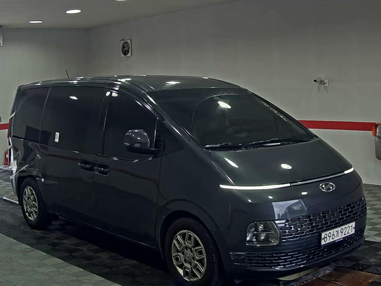 هيونداي ستاريا 2024 MODERN