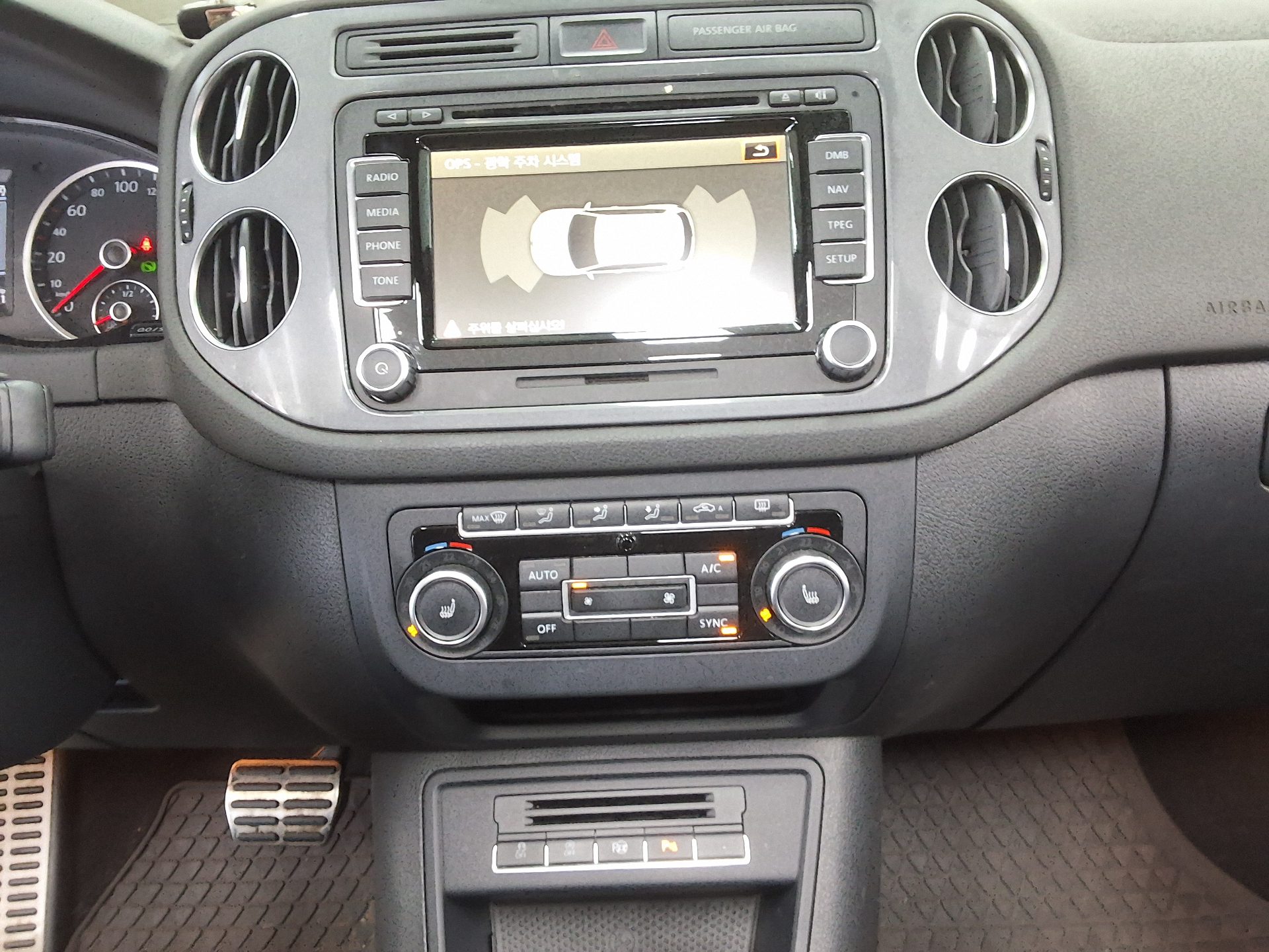 فولكس فاجن تيجوان 2.0 TDI Bluemotion R Line 2014 LINE