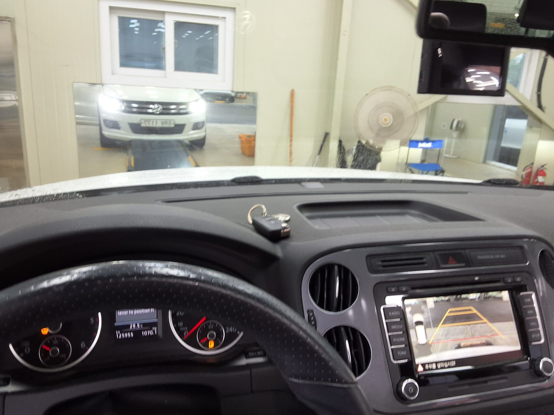 فولكس فاجن تيجوان 2.0 TDI Bluemotion R Line 2014 LINE