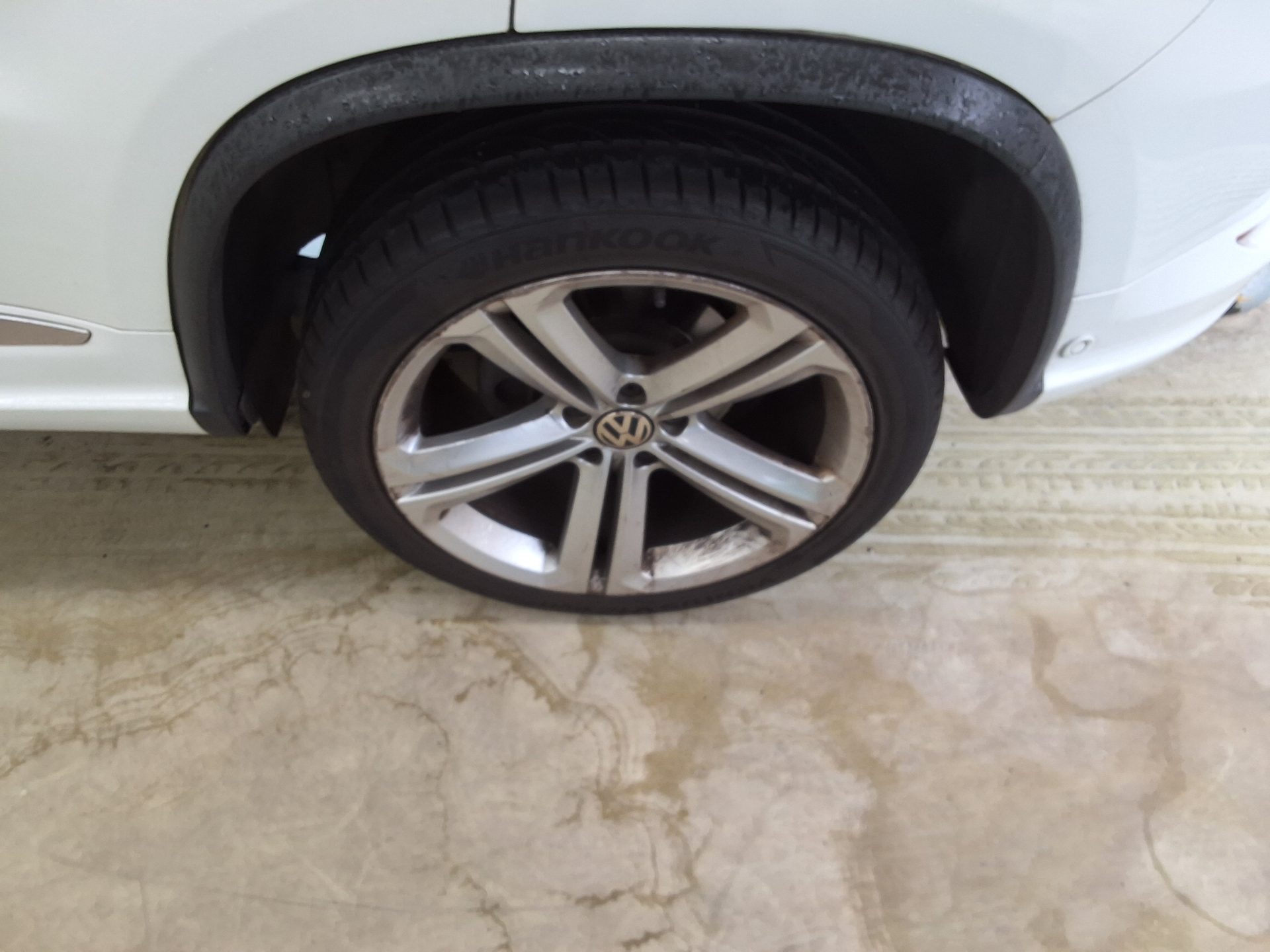 فولكس فاجن تيجوان 2.0 TDI Bluemotion R Line 2014 LINE