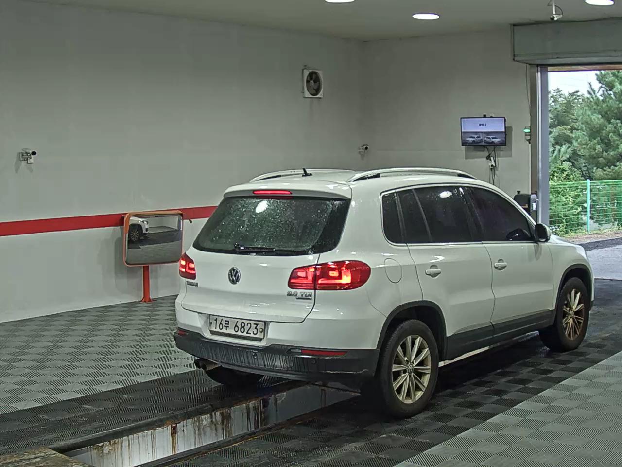 فولكس فاجن تيجوان 2.0 TDI Bluemotion Comfort 2014