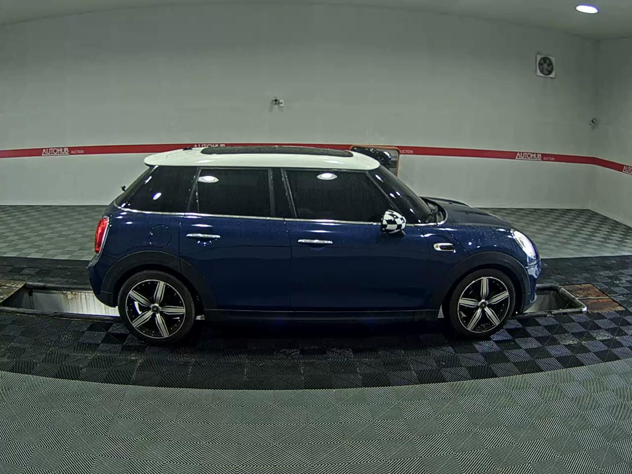ميني كوبر (3Rd Gen) 5 أبواب 1.5 D Mid 2016