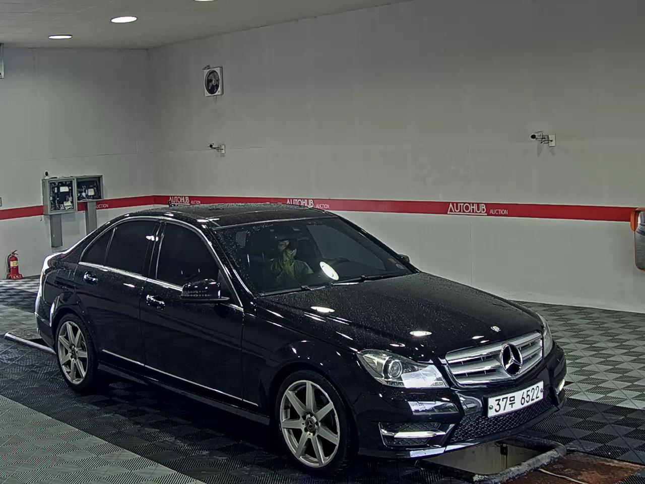 مرسيدس بنز C Class (3Rd Gen) C200 Avantgarde ستايل Pack 2013 STYLE