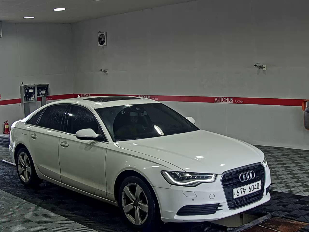 أودي إيه 6 (4Th Gen) 2.0 TDI Dynamic 2014