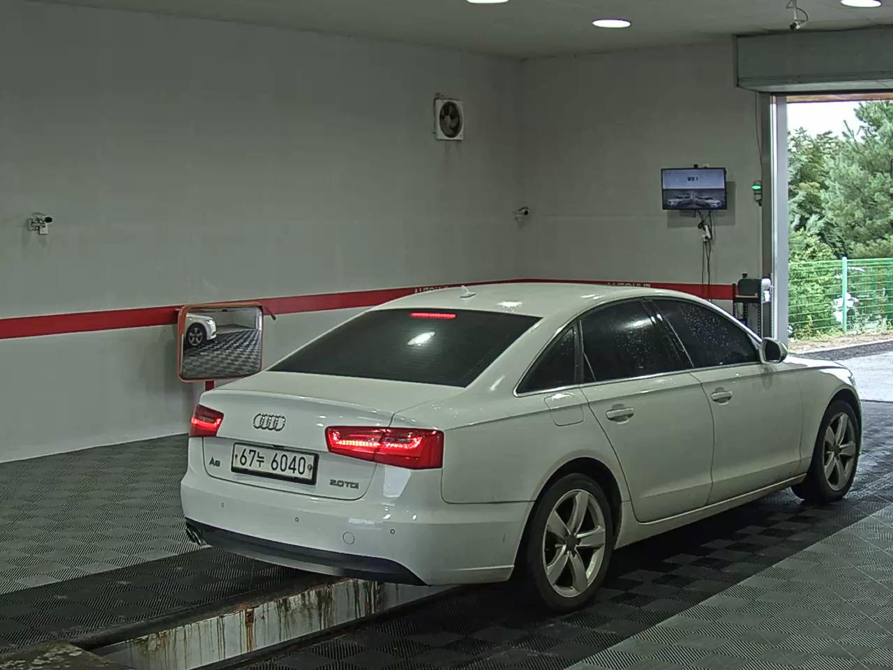 أودي إيه 6 (4Th Gen) 2.0 TDI Dynamic 2014