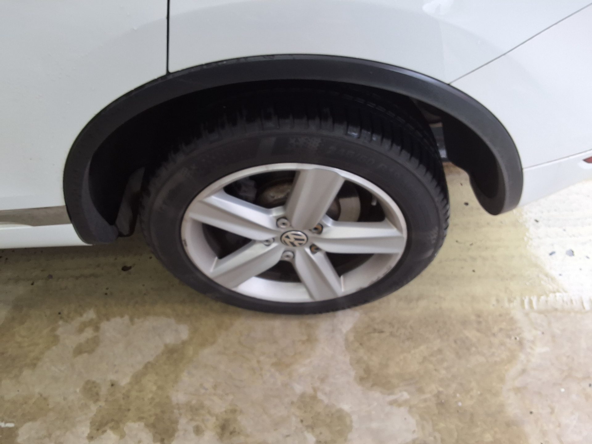 فولكس فاجن جديد طوارق (2Nd Gen) 3.0 V6 TDI Bluemotion 2013