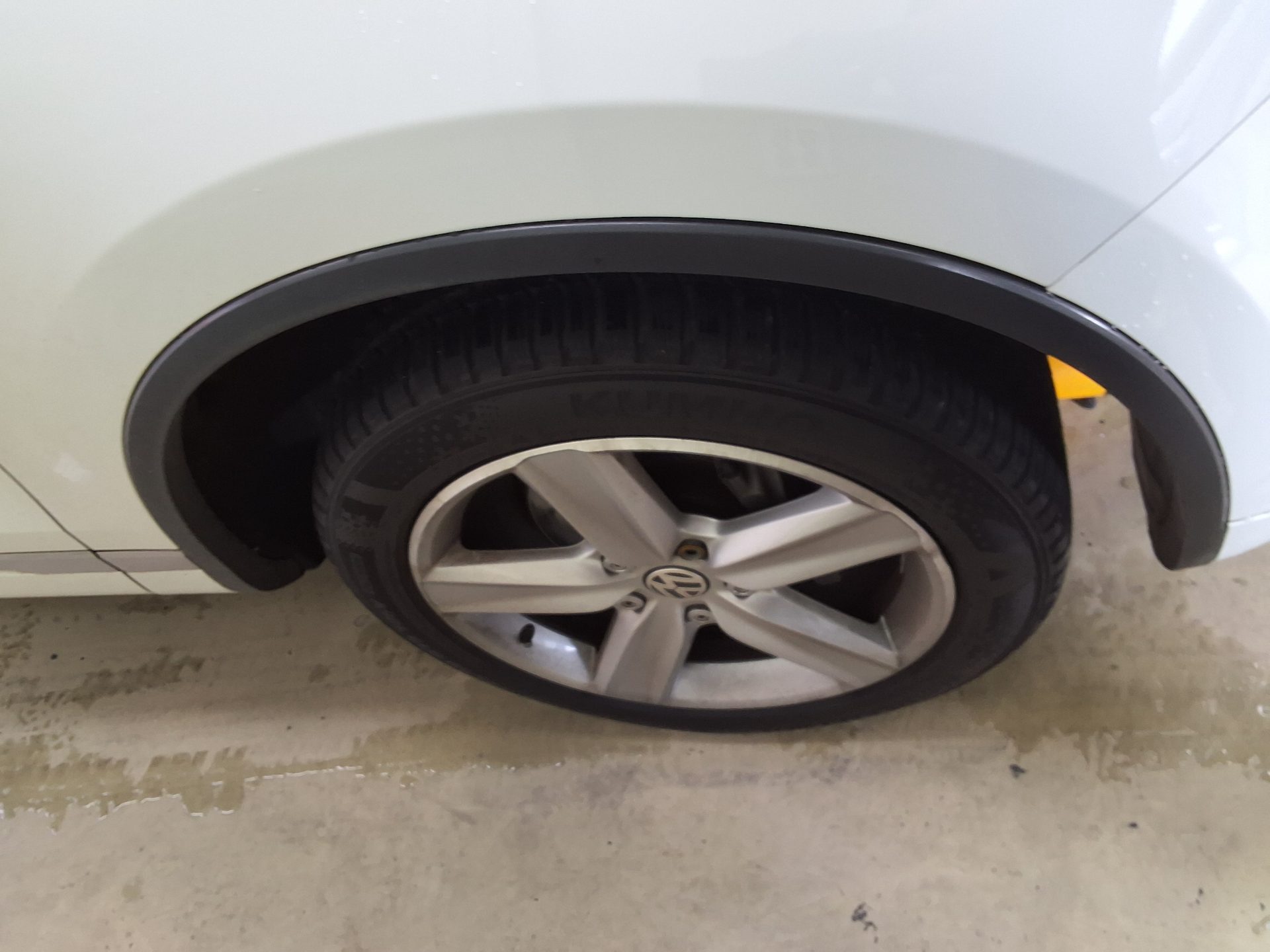 فولكس فاجن جديد طوارق (2Nd Gen) 3.0 V6 TDI Bluemotion 2013