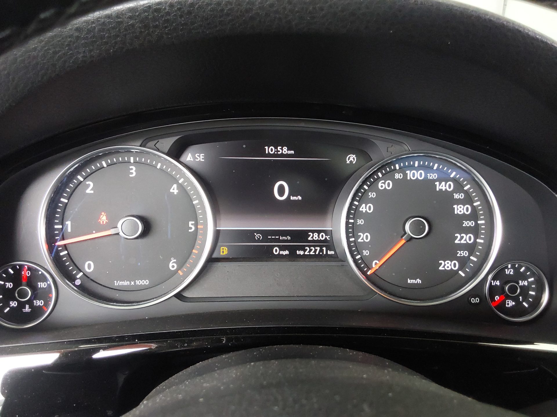 فولكس فاجن جديد طوارق (2Nd Gen) 3.0 V6 TDI Bluemotion 2014