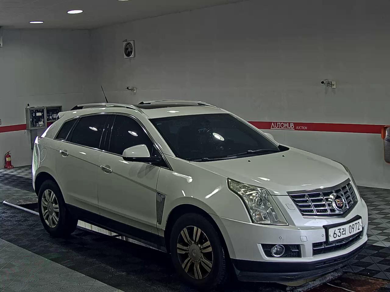 كاديلاك Srx (2Nd Gen) 3.0 V6 لكجري 2015 فاخر