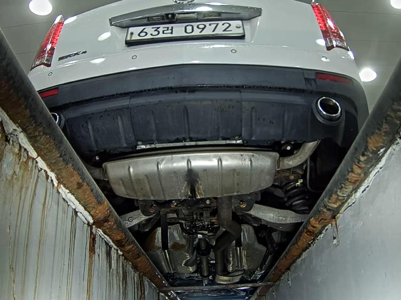 كاديلاك Srx (2Nd Gen) 3.0 V6 لكجري 2015 فاخر