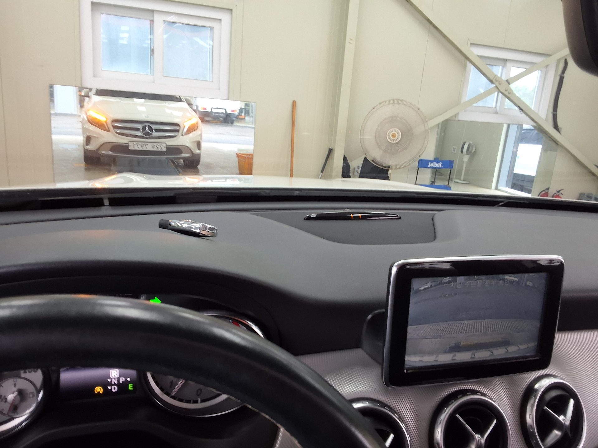 مرسيدس بنز جي إل إيه Class جي إل إيه 200 Cdi فورماتيك 2015 4MATIC