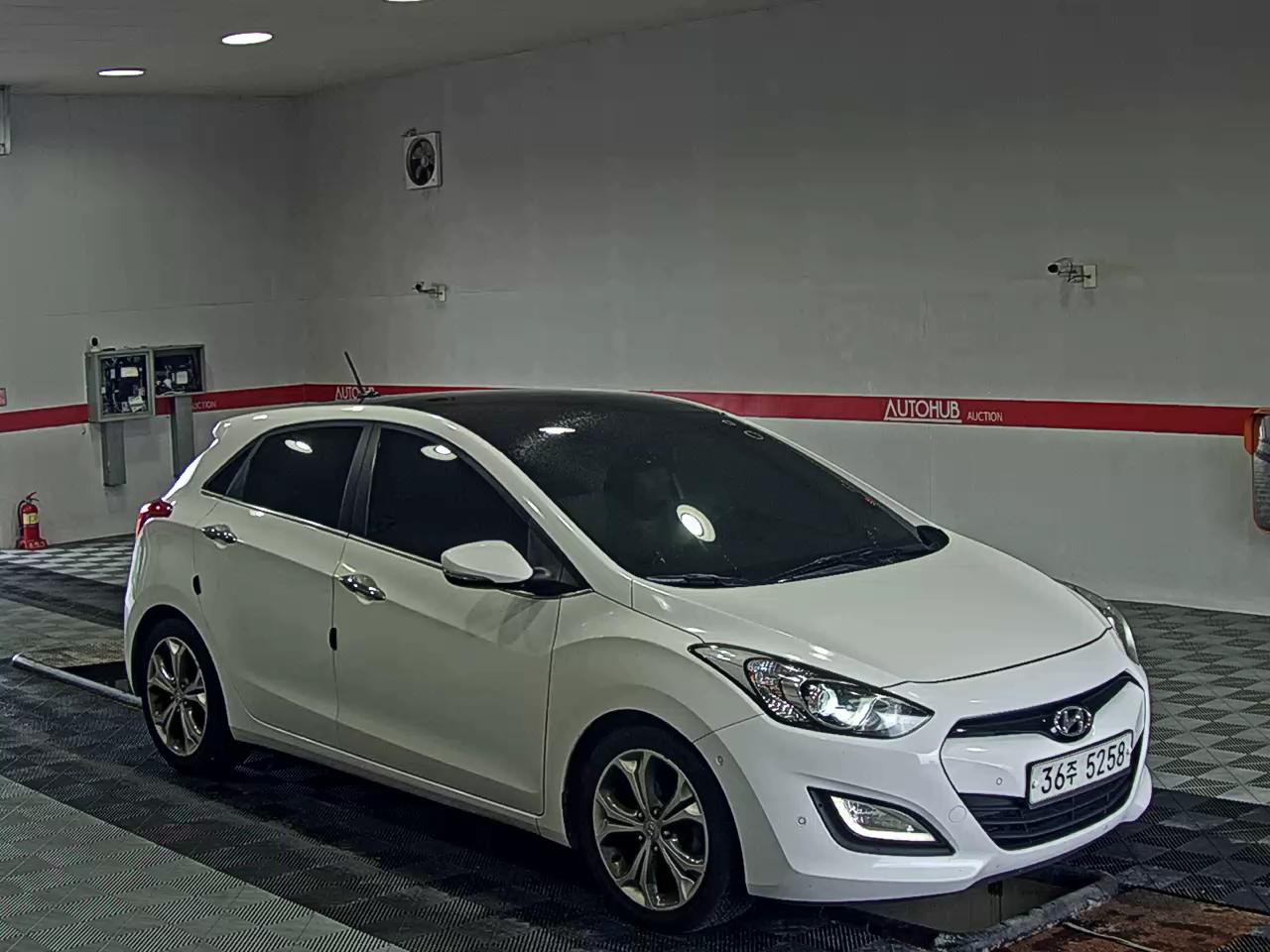 هيونداي جديد I30 1.6 VGT Extreme 2012