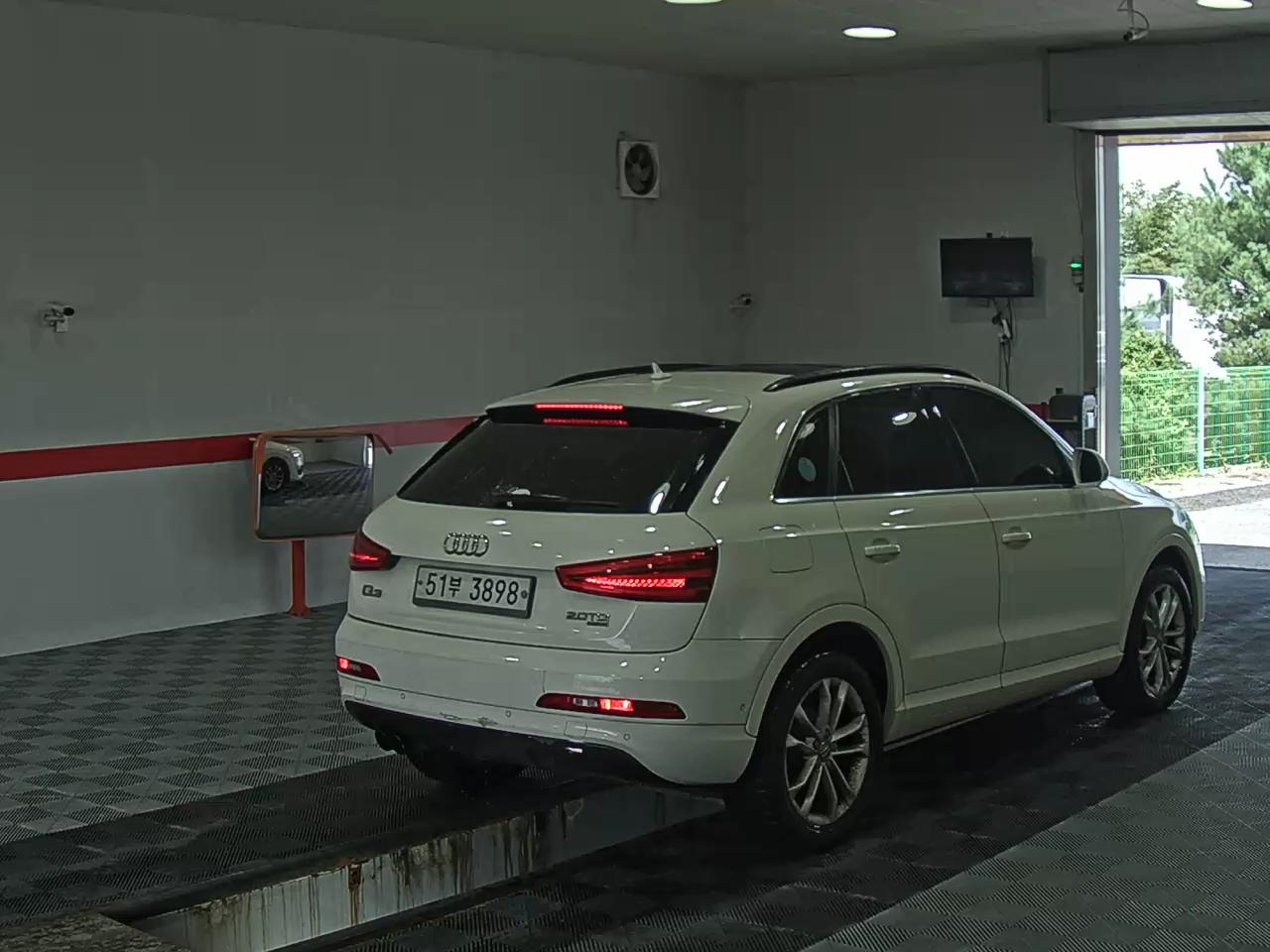 أودي كيو 3 2.0 TDI كواترو Dynamic 2012
