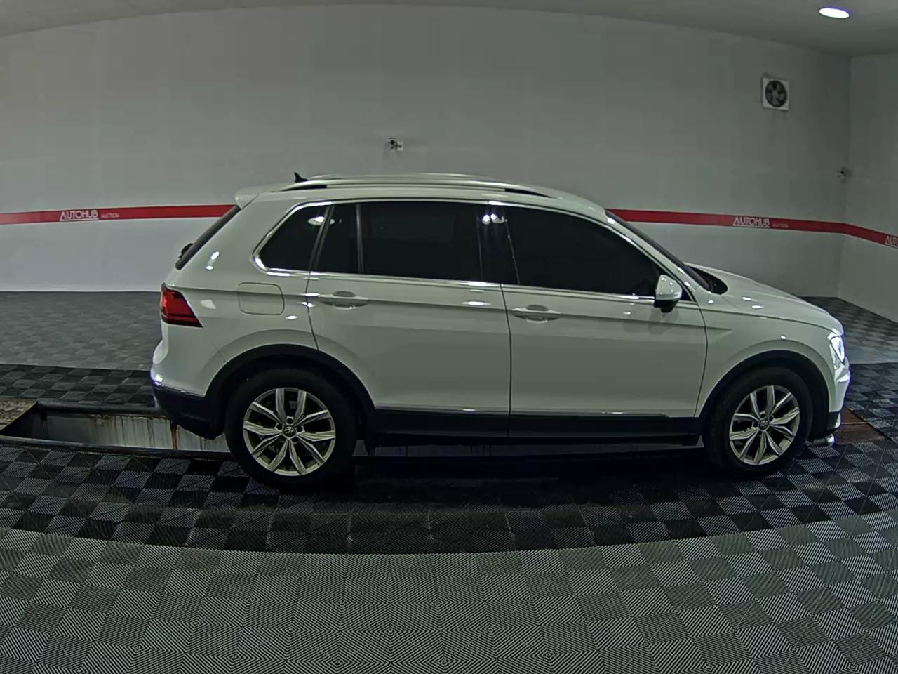 فولكس فاجن تيجوان (2Nd Gen) 2.0 TDI بريميوم 2018 بريميوم