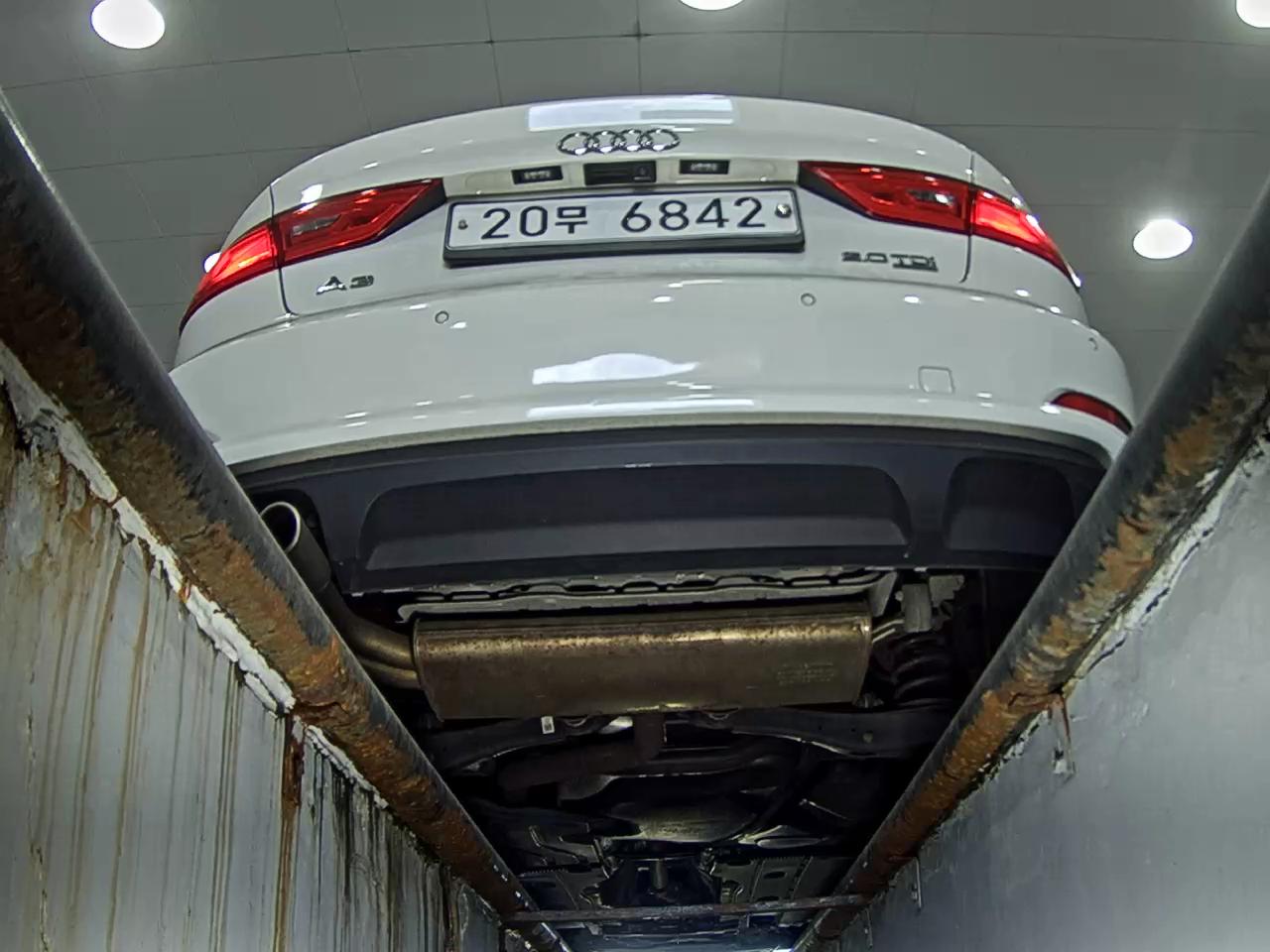 أودي إيه 3 (3Rd Gen) 2.0 TDI Dynamic 2014