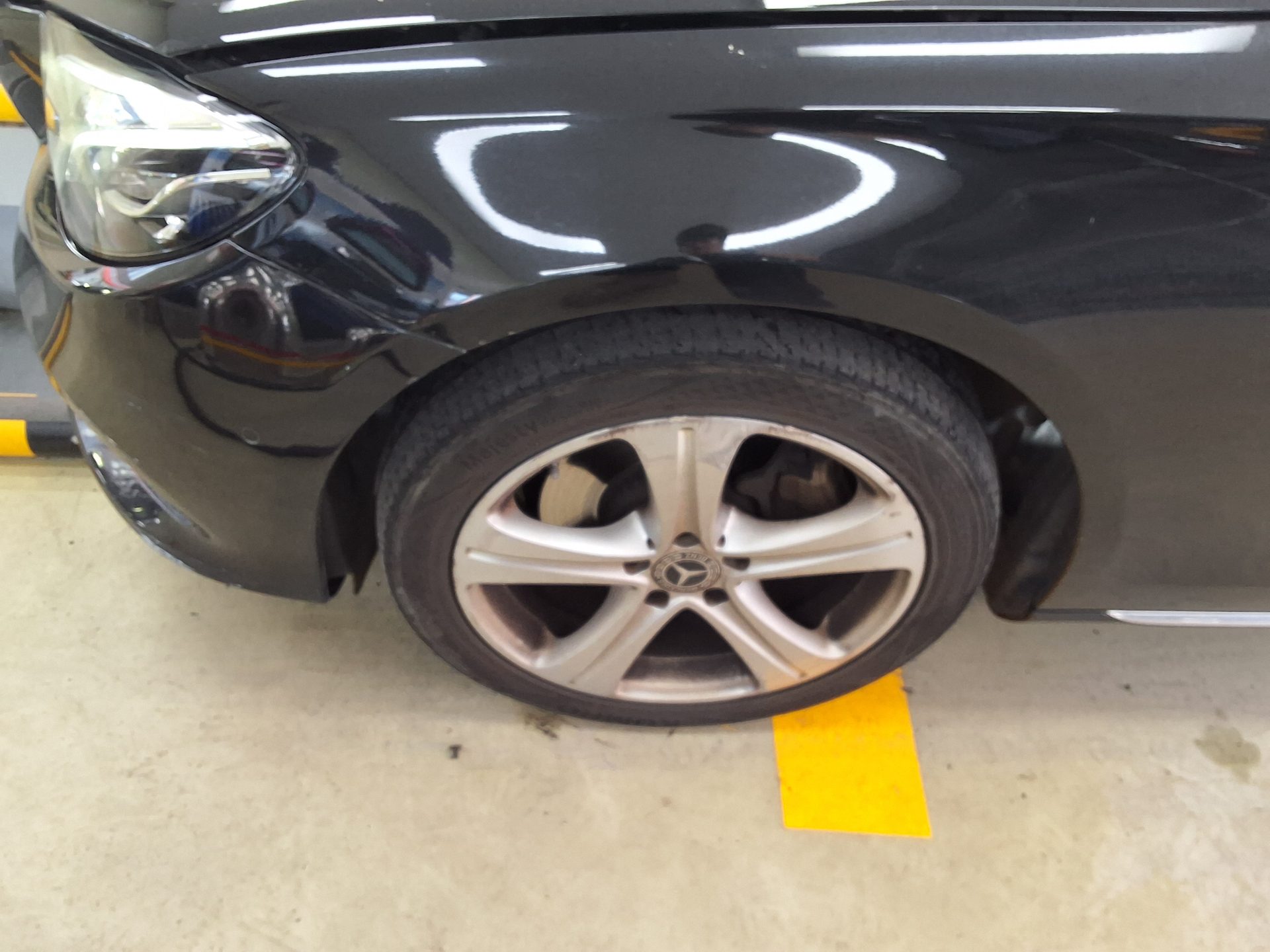 مرسيدس بنز E Class (5Th Gen) E220D Avantgarde 2018 E220d
