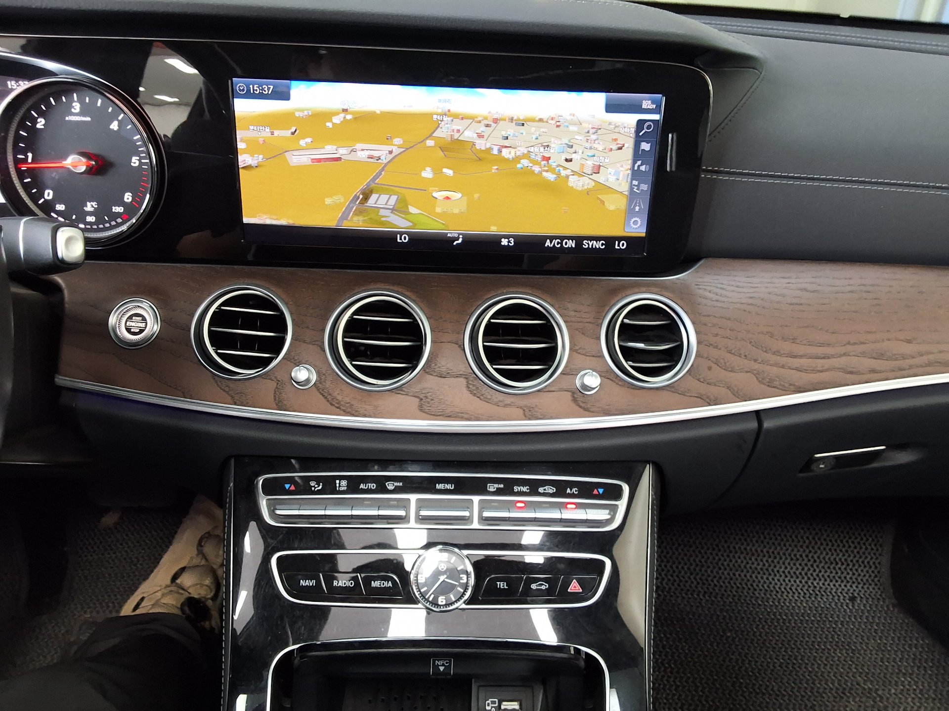 مرسيدس بنز E Class (5Th Gen) E220D فورماتيك إكسكلوسيف 2019 E220d 4MATIC إكسكلوسيف