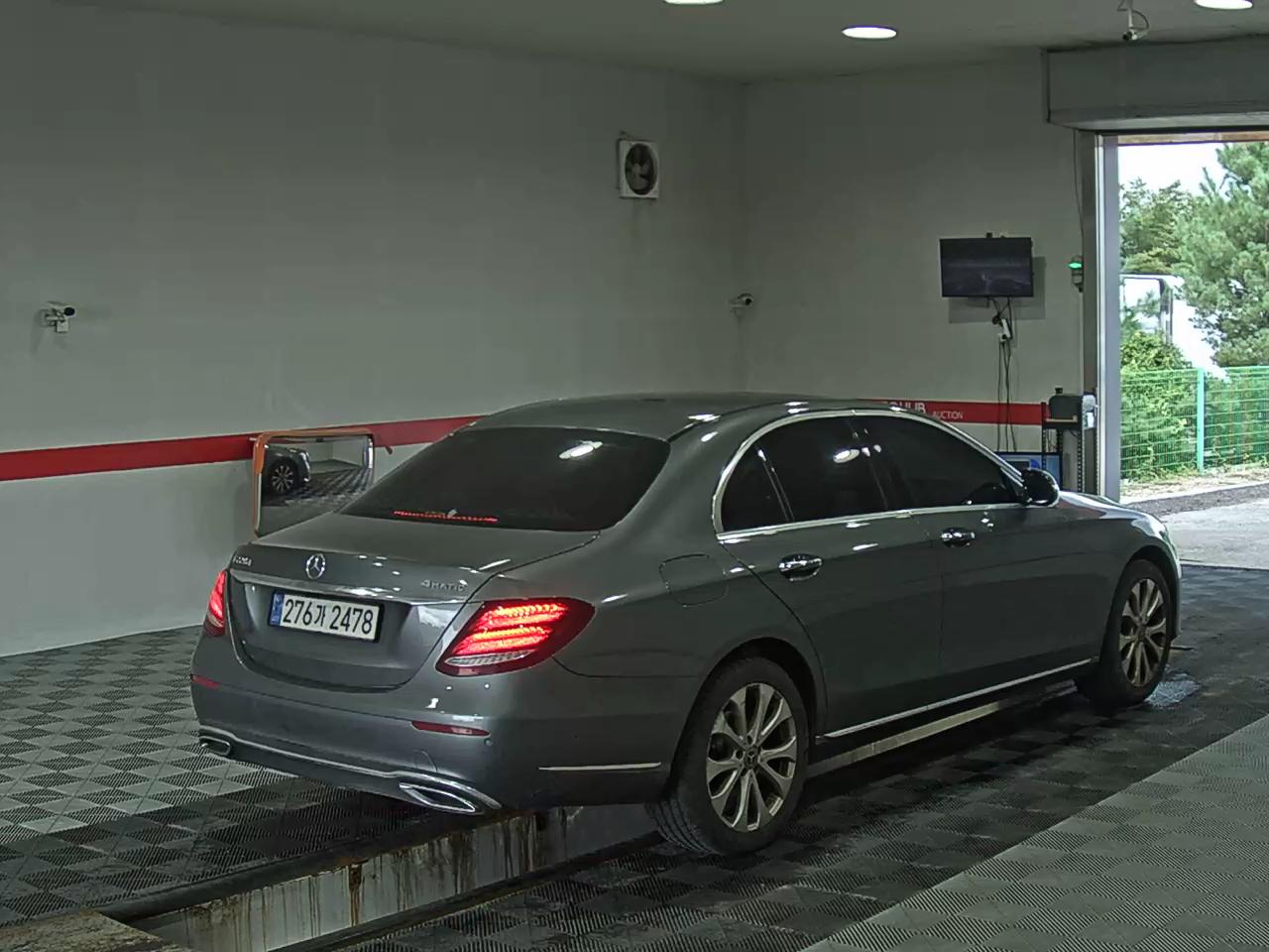 مرسيدس بنز E Class (5Th Gen) E220D فورماتيك إكسكلوسيف 2019 E220d 4MATIC إكسكلوسيف