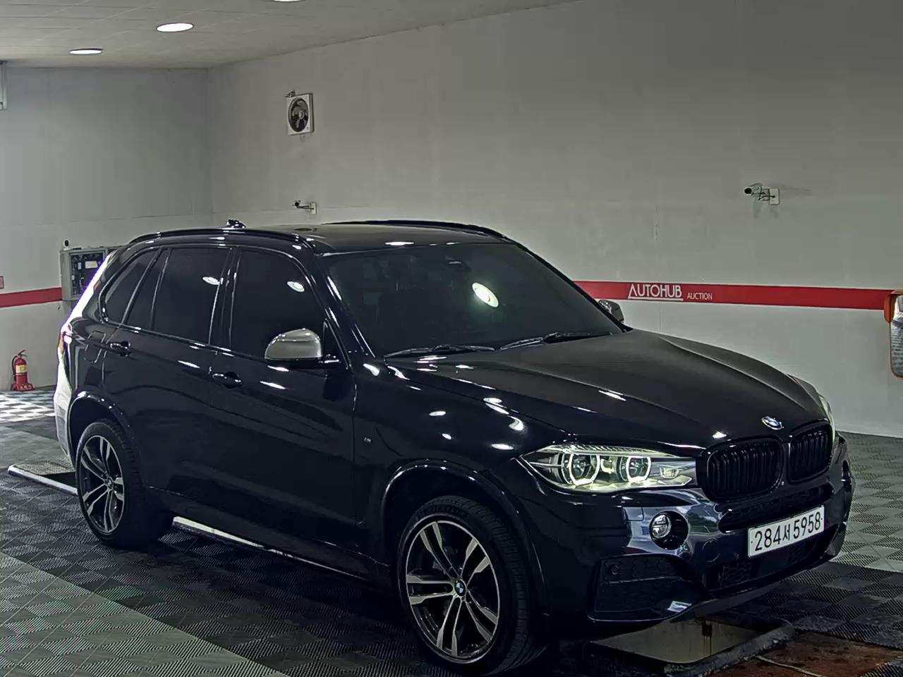 بي إم دبليو X5 (3Rd Gen) M50D إكس درايف 2015 M50d