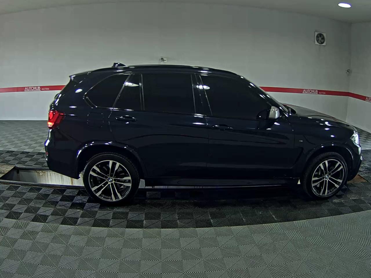 بي إم دبليو X5 (3Rd Gen) M50D إكس درايف 2015 M50d