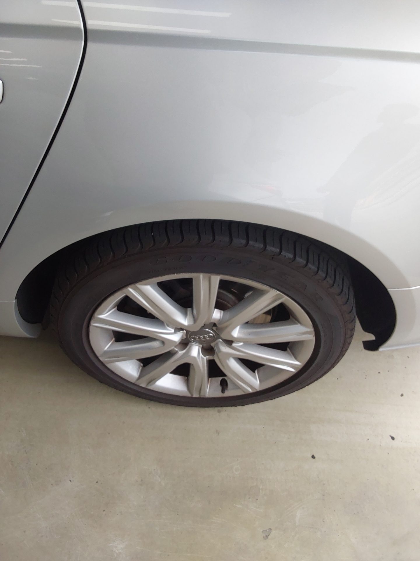 أودي إيه 6 (4Th Gen) 3.0 TDI كواترو Led Pack 2013