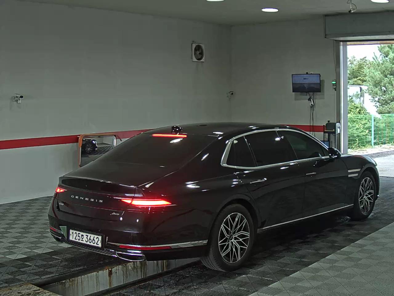 جينيسيس جينيسيس G90 2022 TURBO دفع رباعي BASE