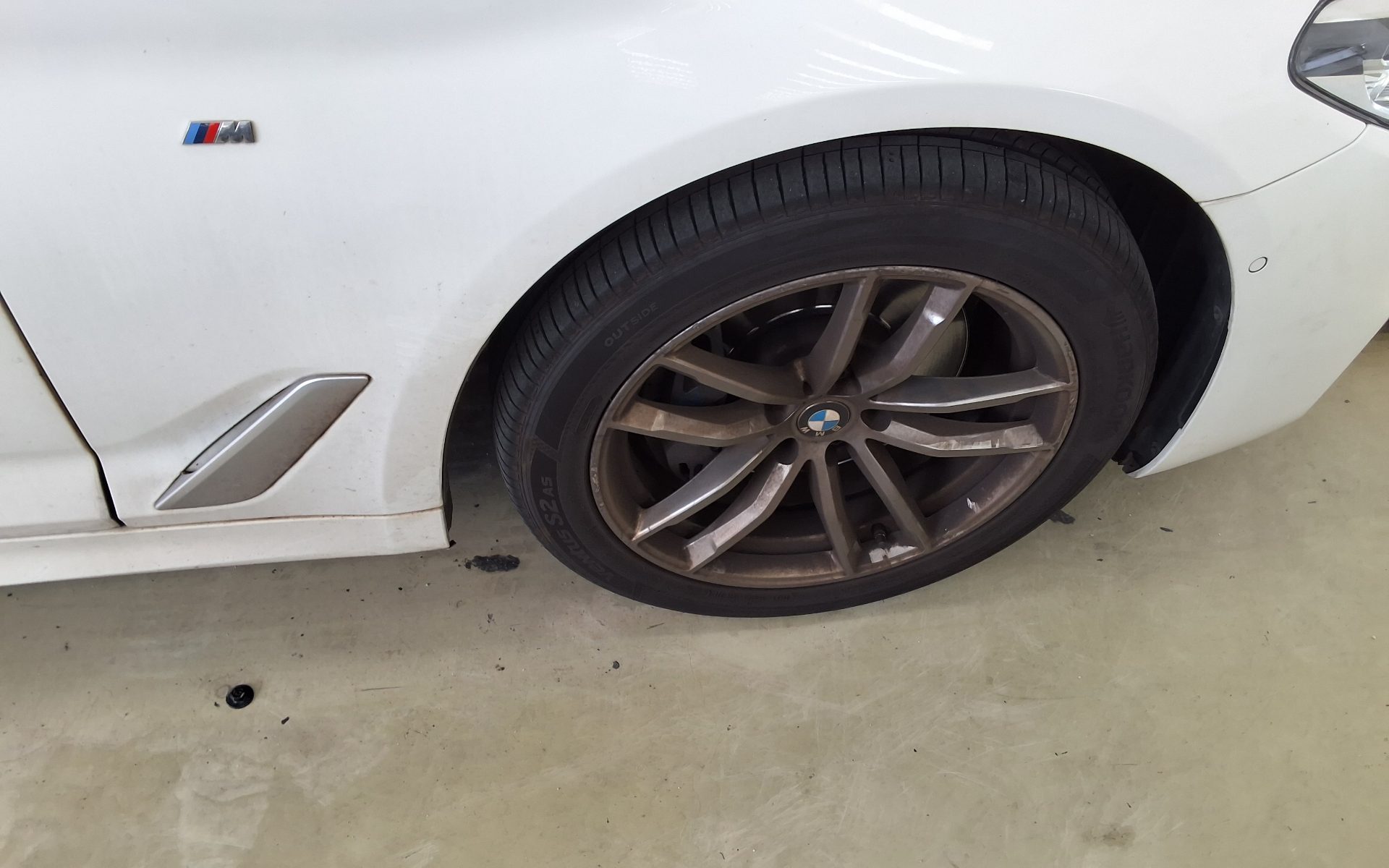 بي إم دبليو 5 Series (7Th Gen) 530I إكس درايف M Sport Pack بلس 2018 SPORT PLUS