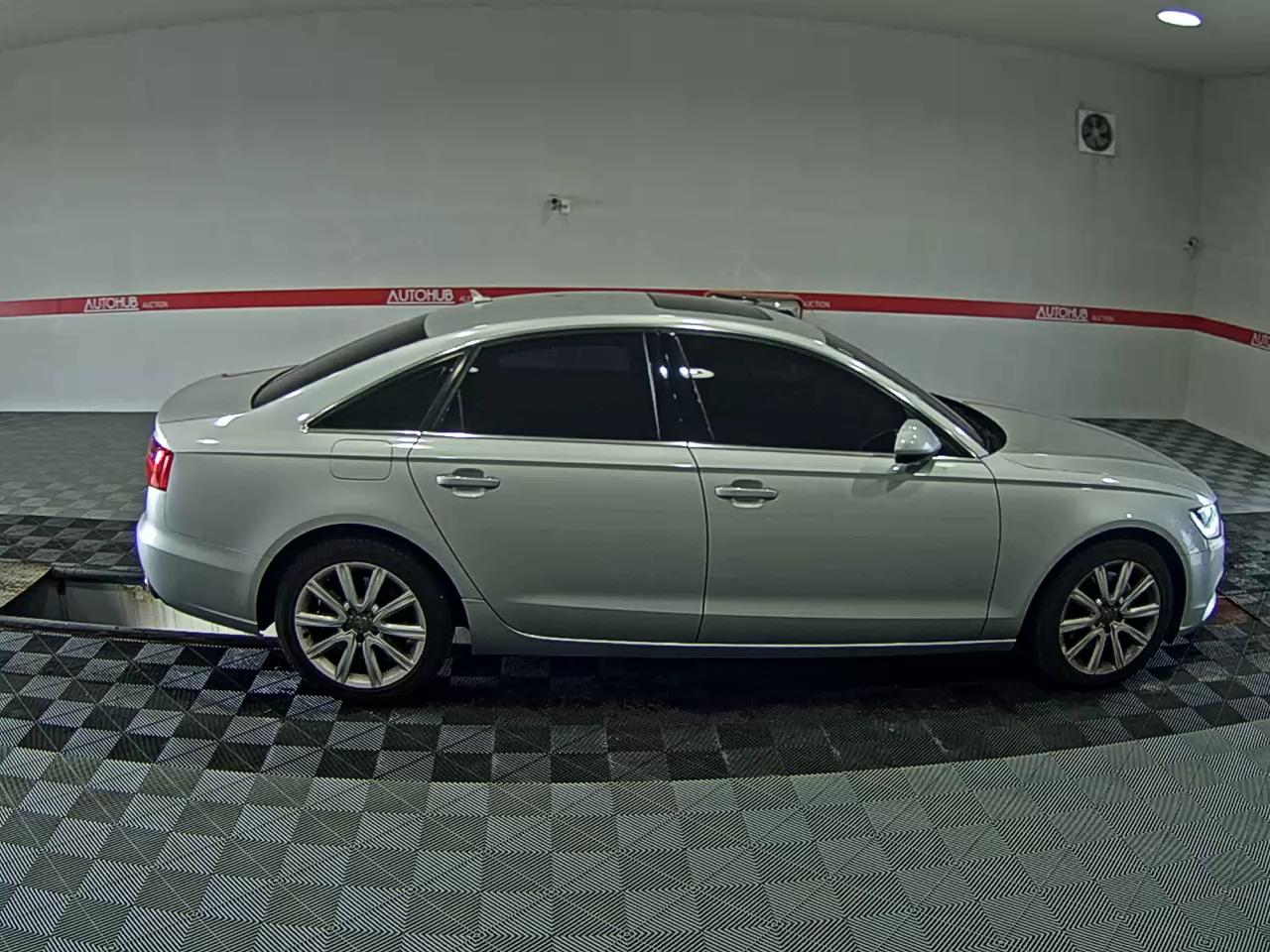 أودي إيه 6 (4Th Gen) 3.0 TDI كواترو Led Pack 2013