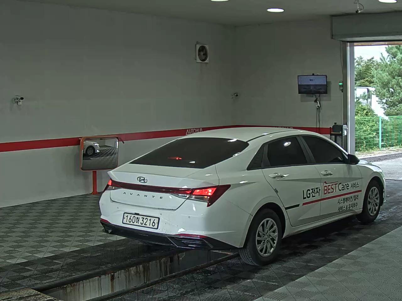 هيونداي أفانتي 2022 SMART