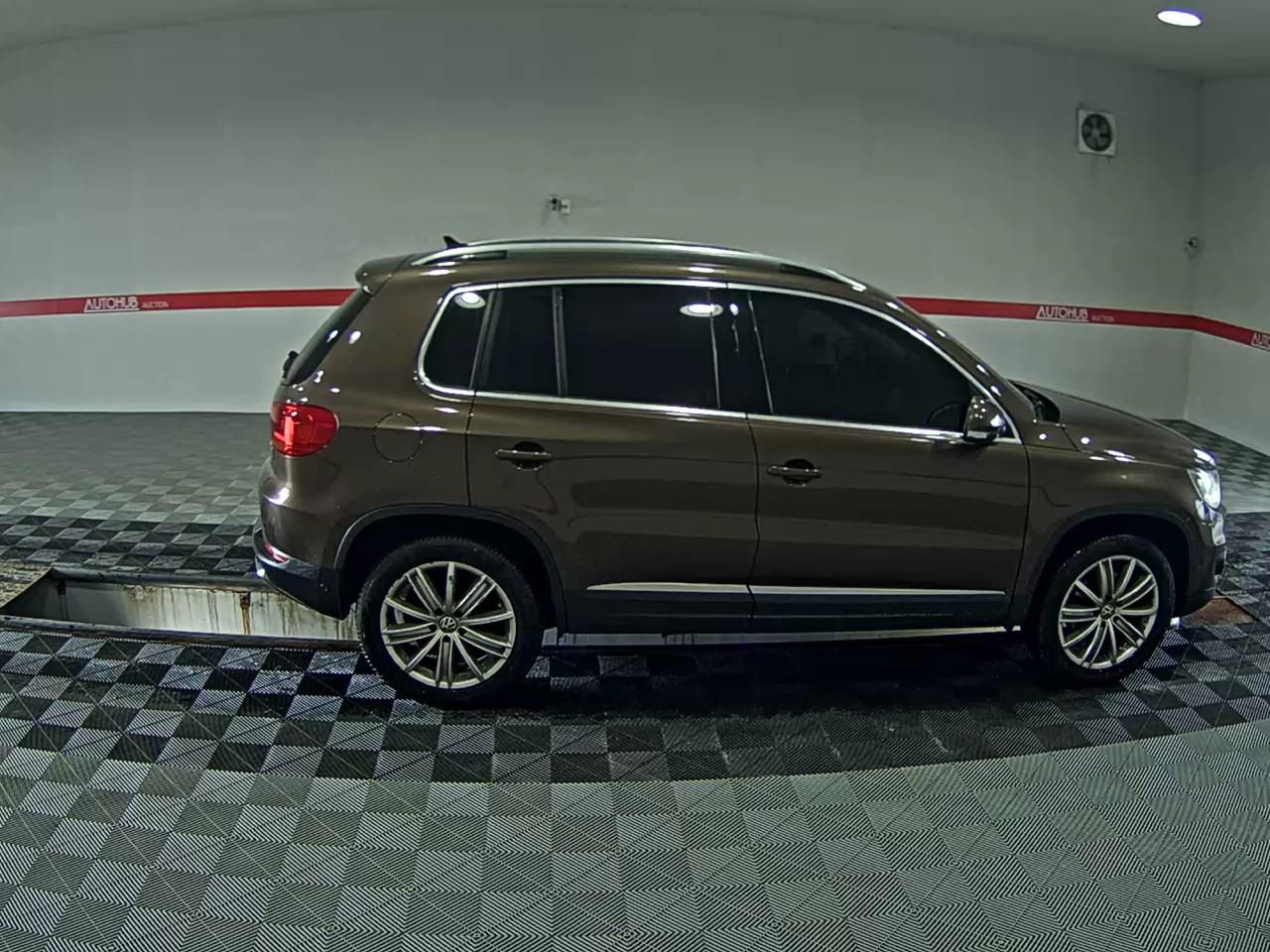 فولكس فاجن تيجوان 2.0 TDI Bluemotion بريميوم 2015 بريميوم