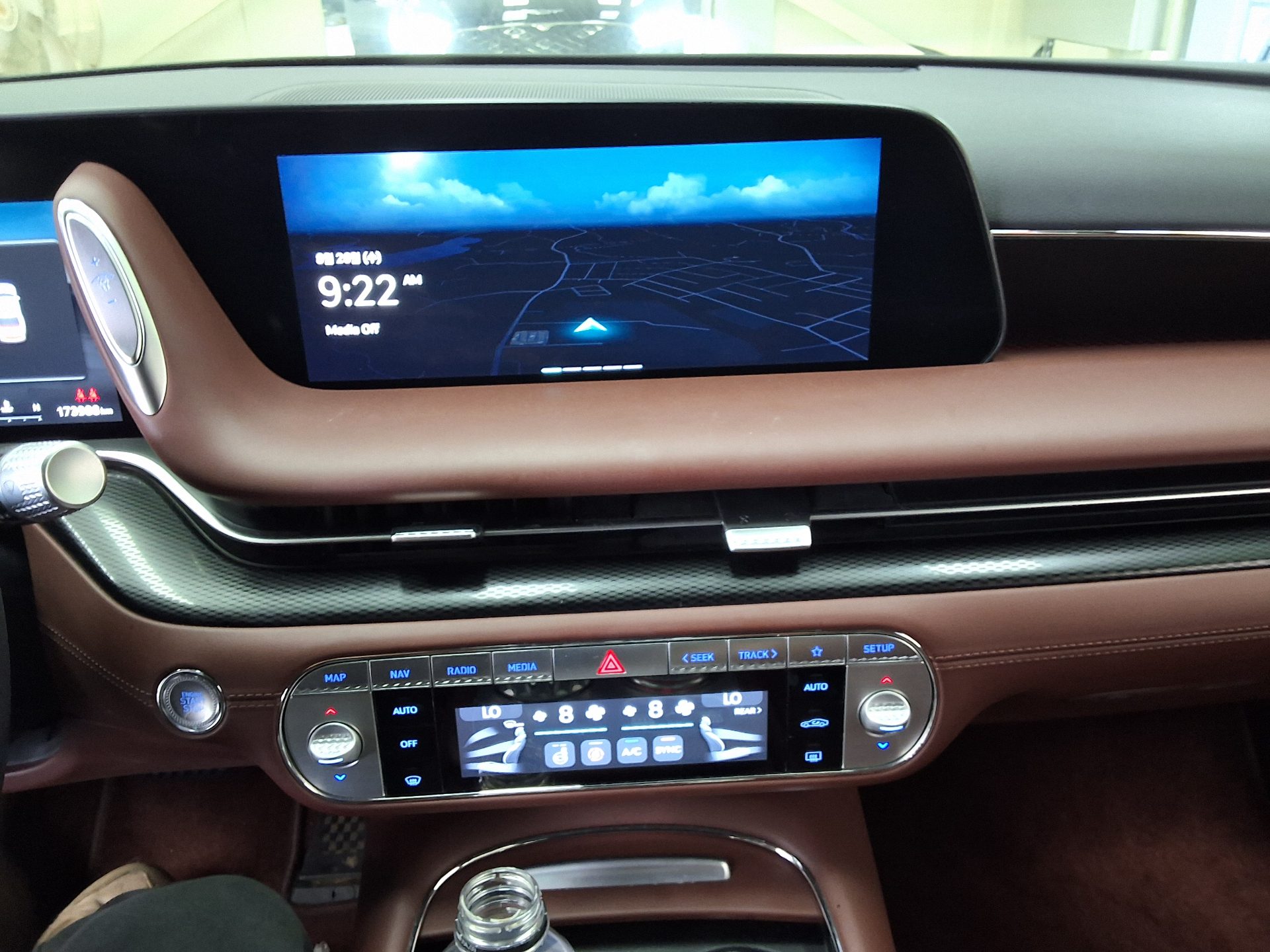 جينيسيس جينيسيس G90 2022 TURBO دفع رباعي BASE