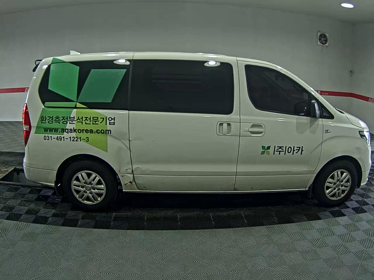 هيونداي الجديد جراند ستاركس 3 Seater ديزل فان سمارت 2021 VAN SMART