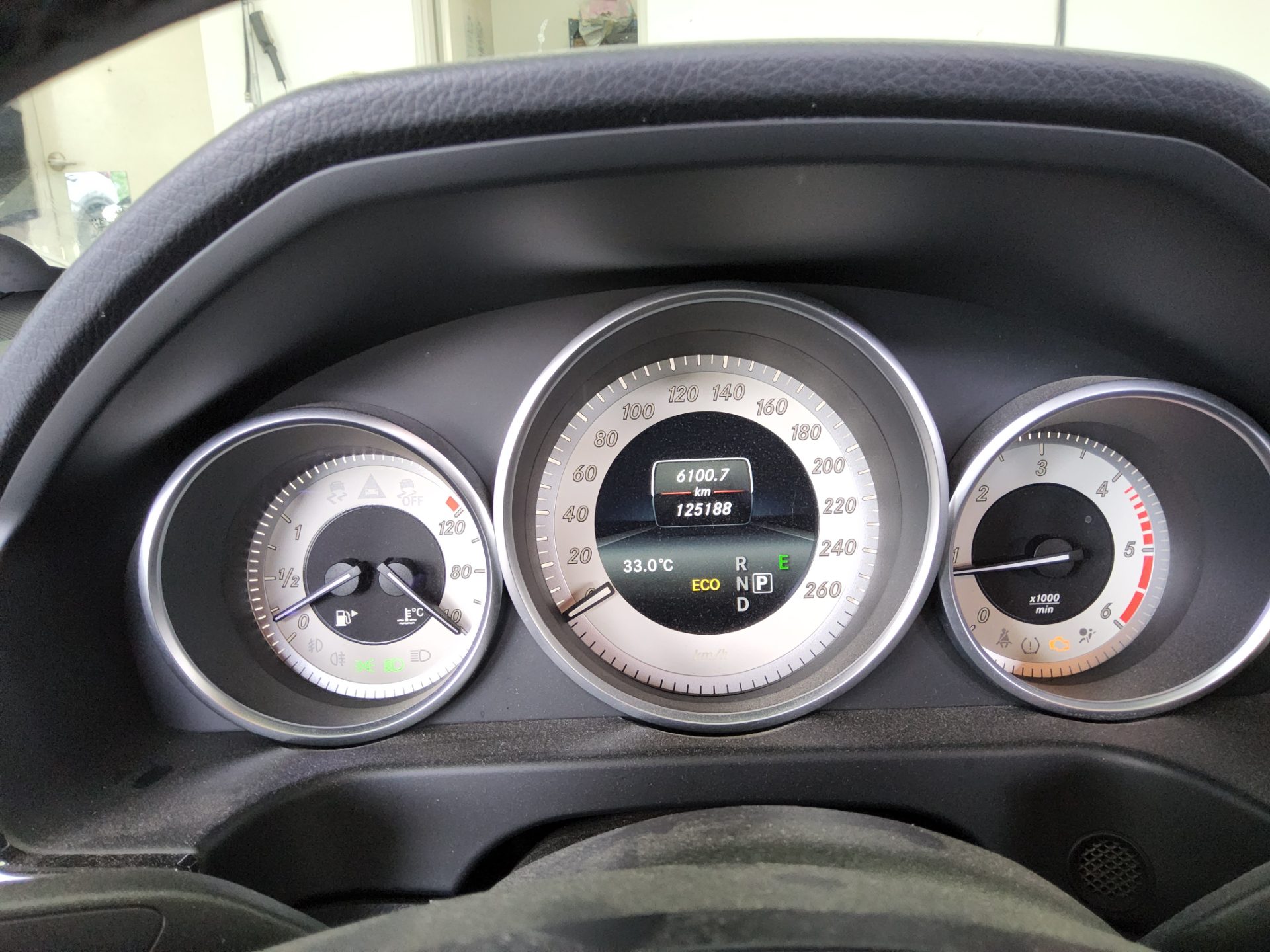 مرسيدس بنز E Class (4Th Gen) E220 Cdi Bluetec Avantgarde 2016 E220