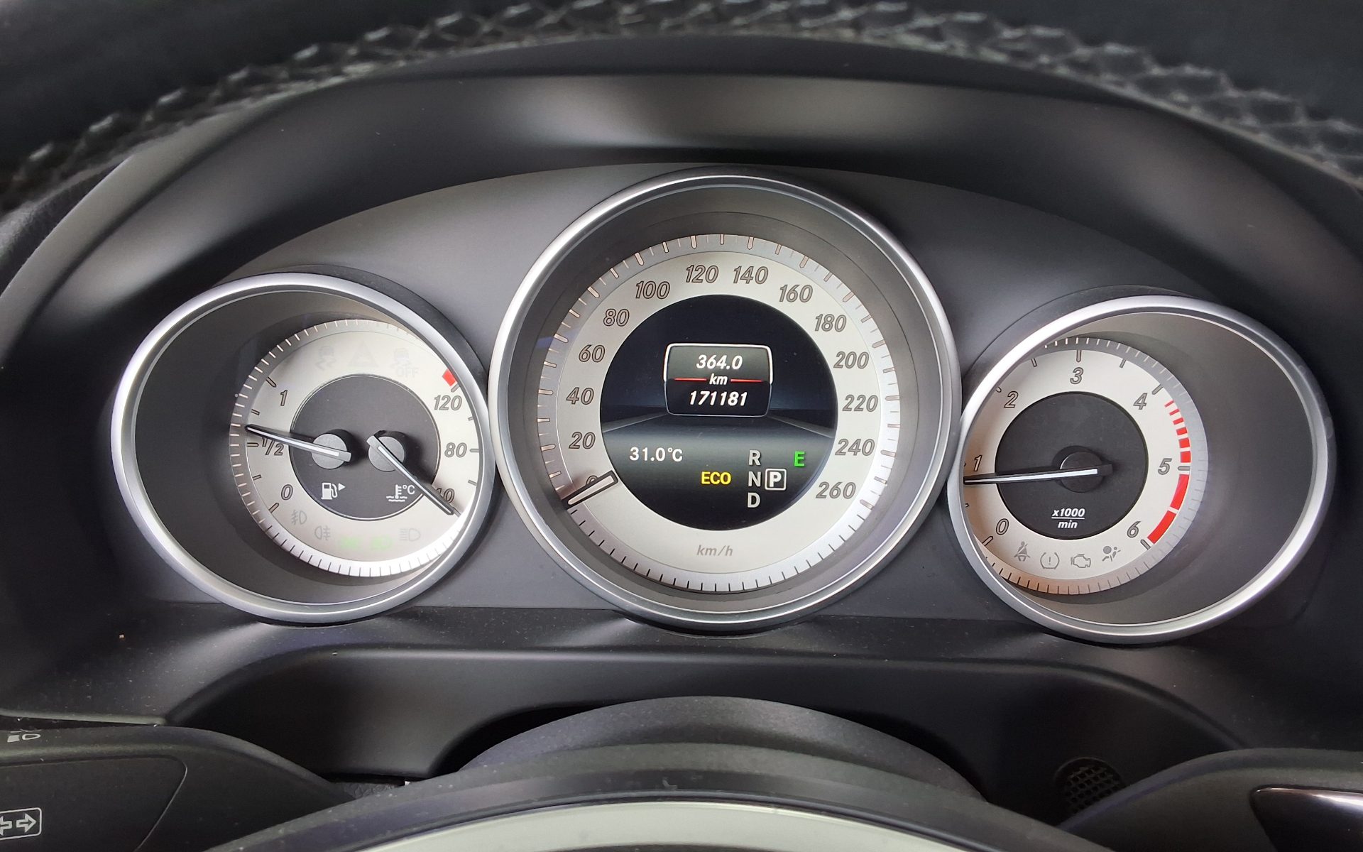 مرسيدس بنز E Class (4Th Gen) E220 Cdi Bluetec Avantgarde Sport 2016 SPORT