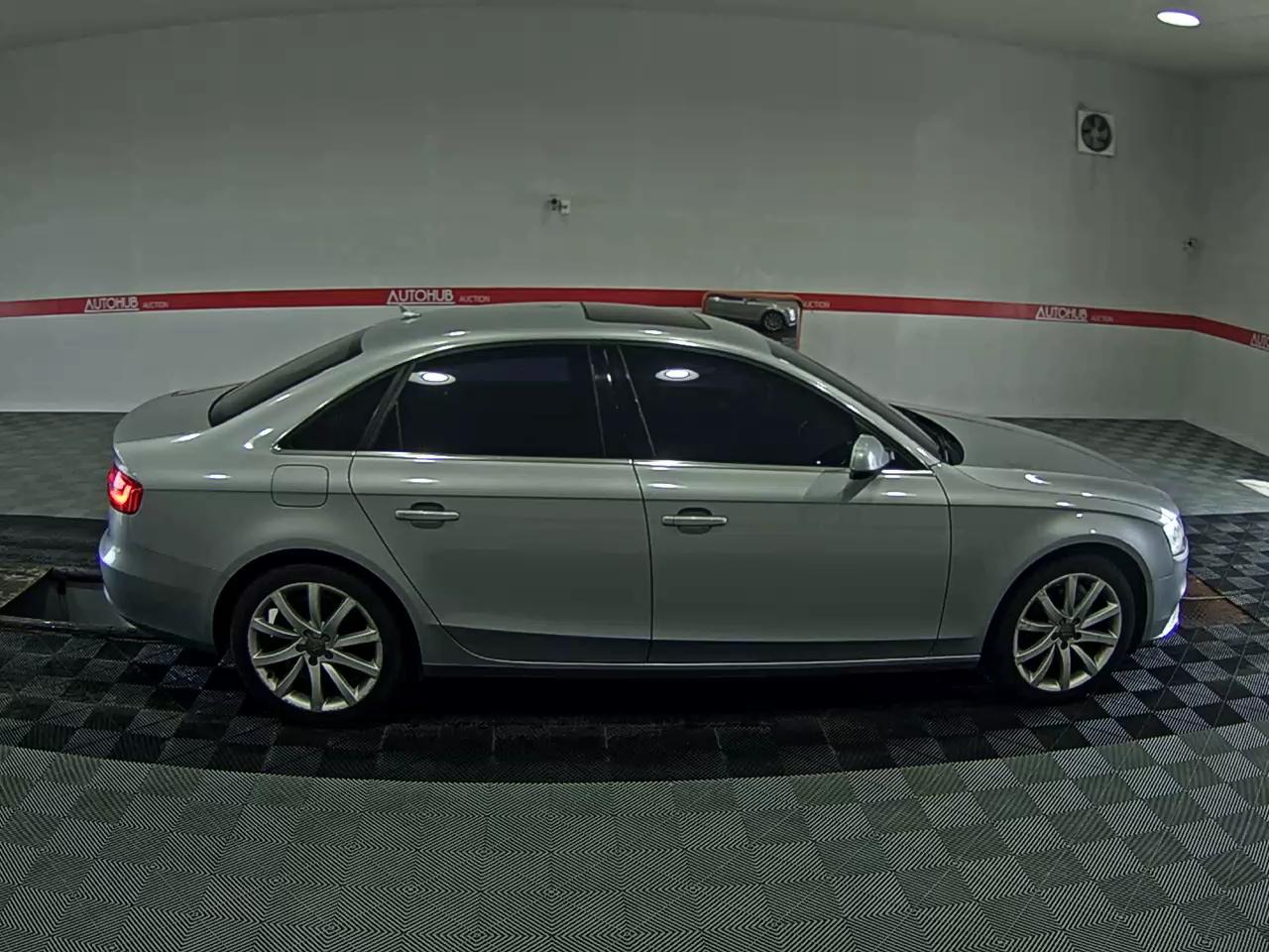 أودي إيه 4 (4Th Gen) 30 TDI Dynamic 2015