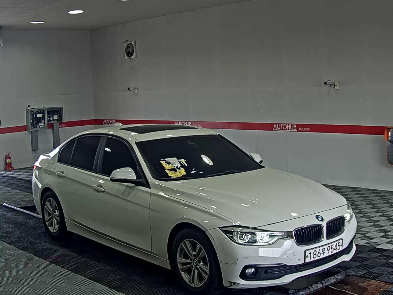 بي إم دبليو 3 Series (6Th Gen) 320D Ed Edition 2017 320d