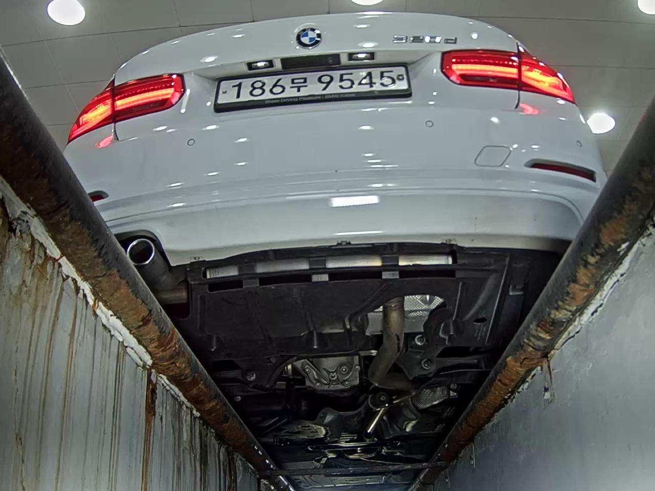 بي إم دبليو 3 Series (6Th Gen) 320D Ed Edition 2017 320d