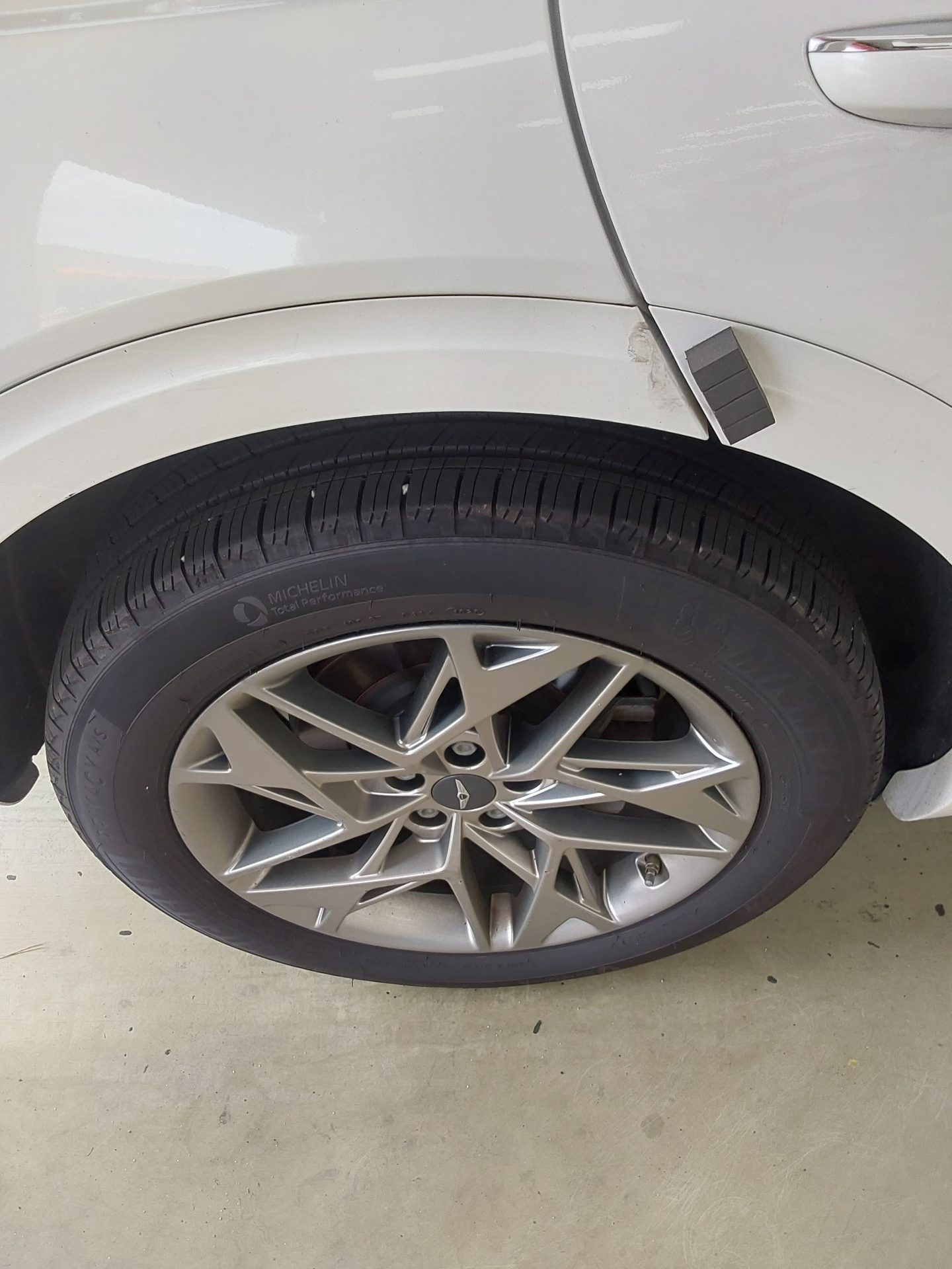 جينيسيس جينيسيس GV70 2022 2.5T دفع رباعي BASE