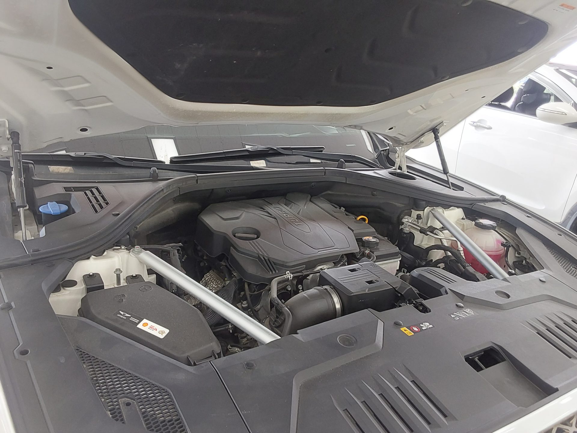 جينيسيس جينيسيس GV70 2022 2.5T دفع رباعي BASE