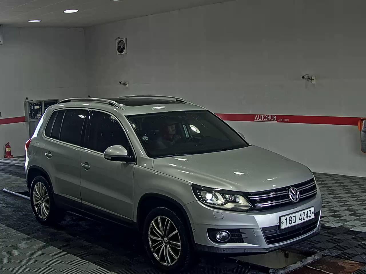 فولكس فاجن تيجوان 2.0 TDI Bluemotion بريميوم 2013 بريميوم
