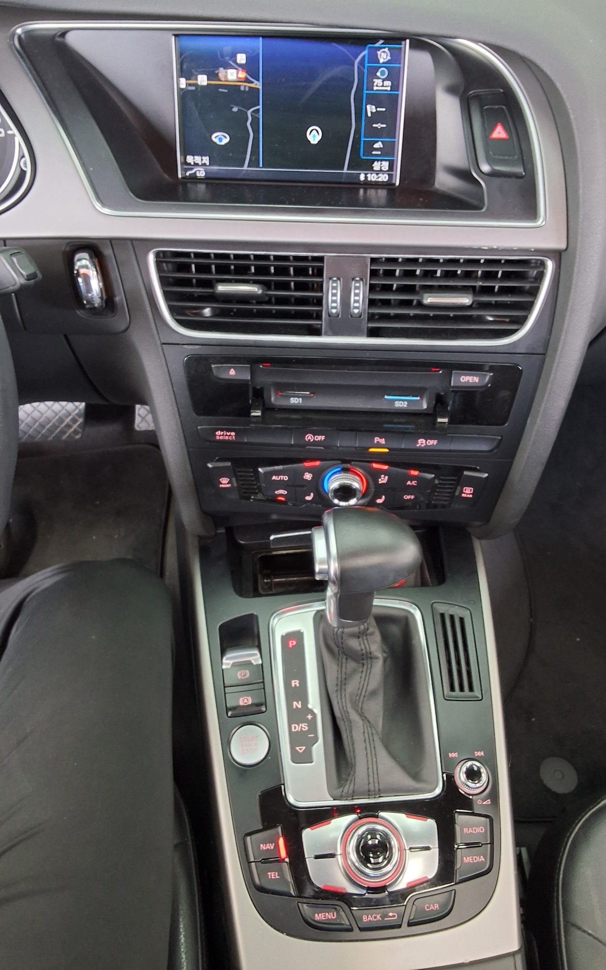 أودي إيه 4 (4Th Gen) 30 TDI Dynamic 2015