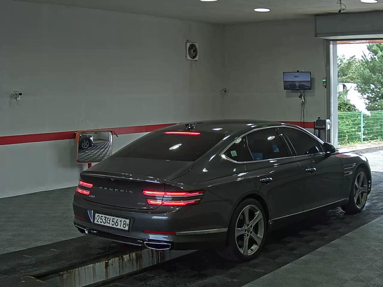 جينيسيس جينيسيس G80 2021 دفع رباعي BASE