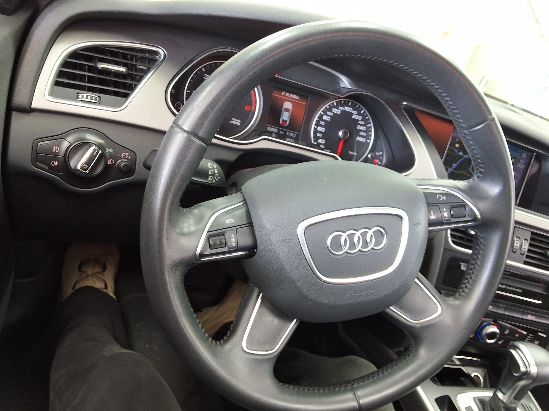 أودي إيه 4 (4Th Gen) 2.0 TDI 2014