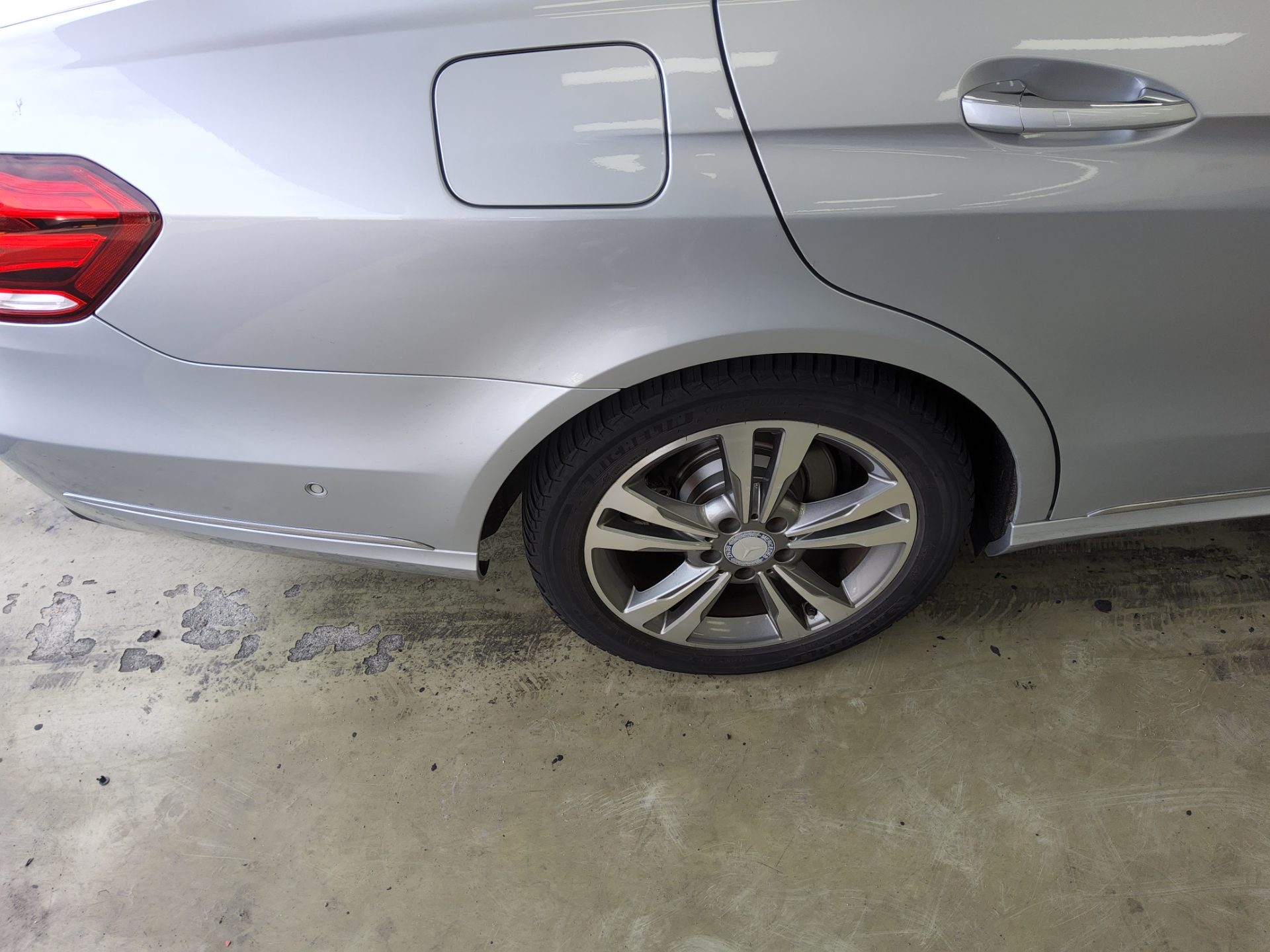 مرسيدس بنز E Class (4Th Gen) E250 Cdi فورماتيك 2014 4MATIC