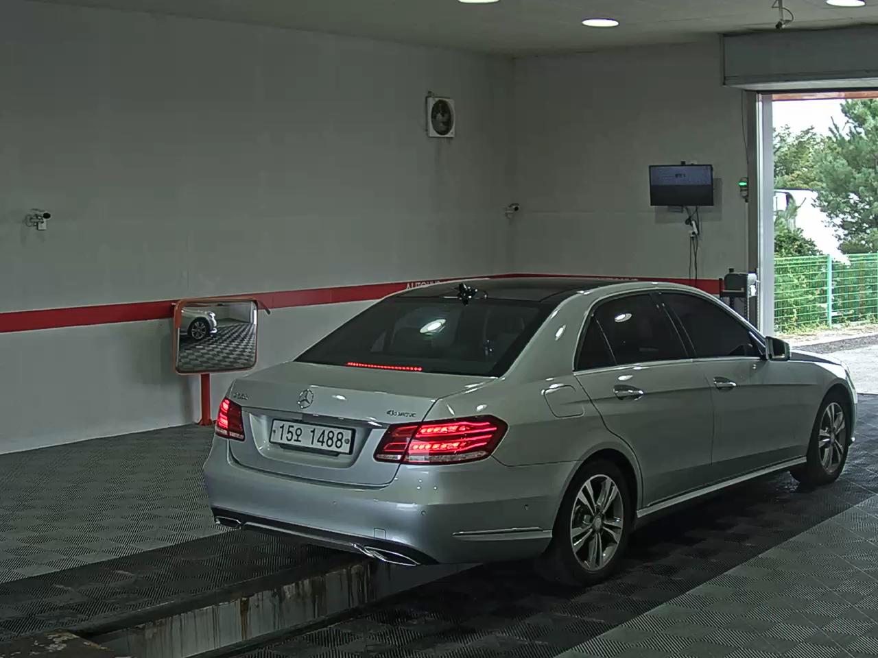 مرسيدس بنز E Class (4Th Gen) E250 Cdi فورماتيك 2014 4MATIC