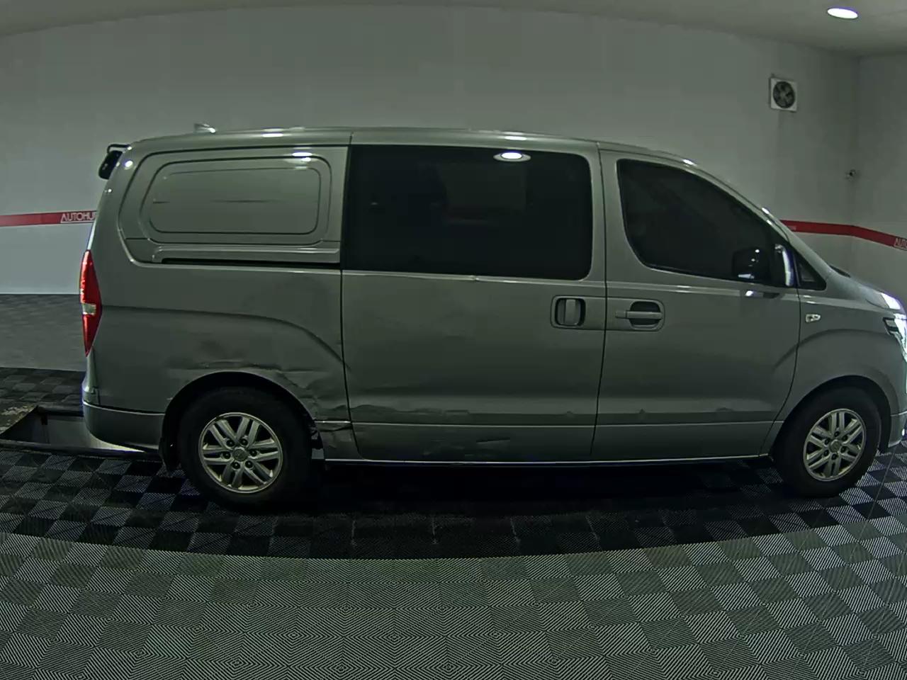 هيونداي الجديد جراند ستاركس 5 Seater ديزل فان مودرن 2019 VAN MODERN