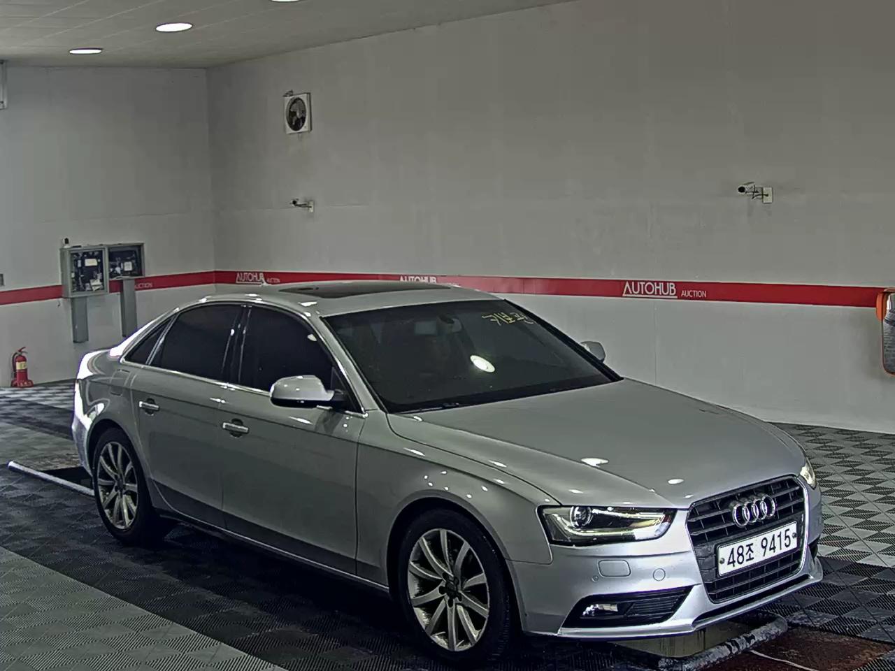 أودي إيه 4 (4Th Gen) 30 TDI Dynamic 2015