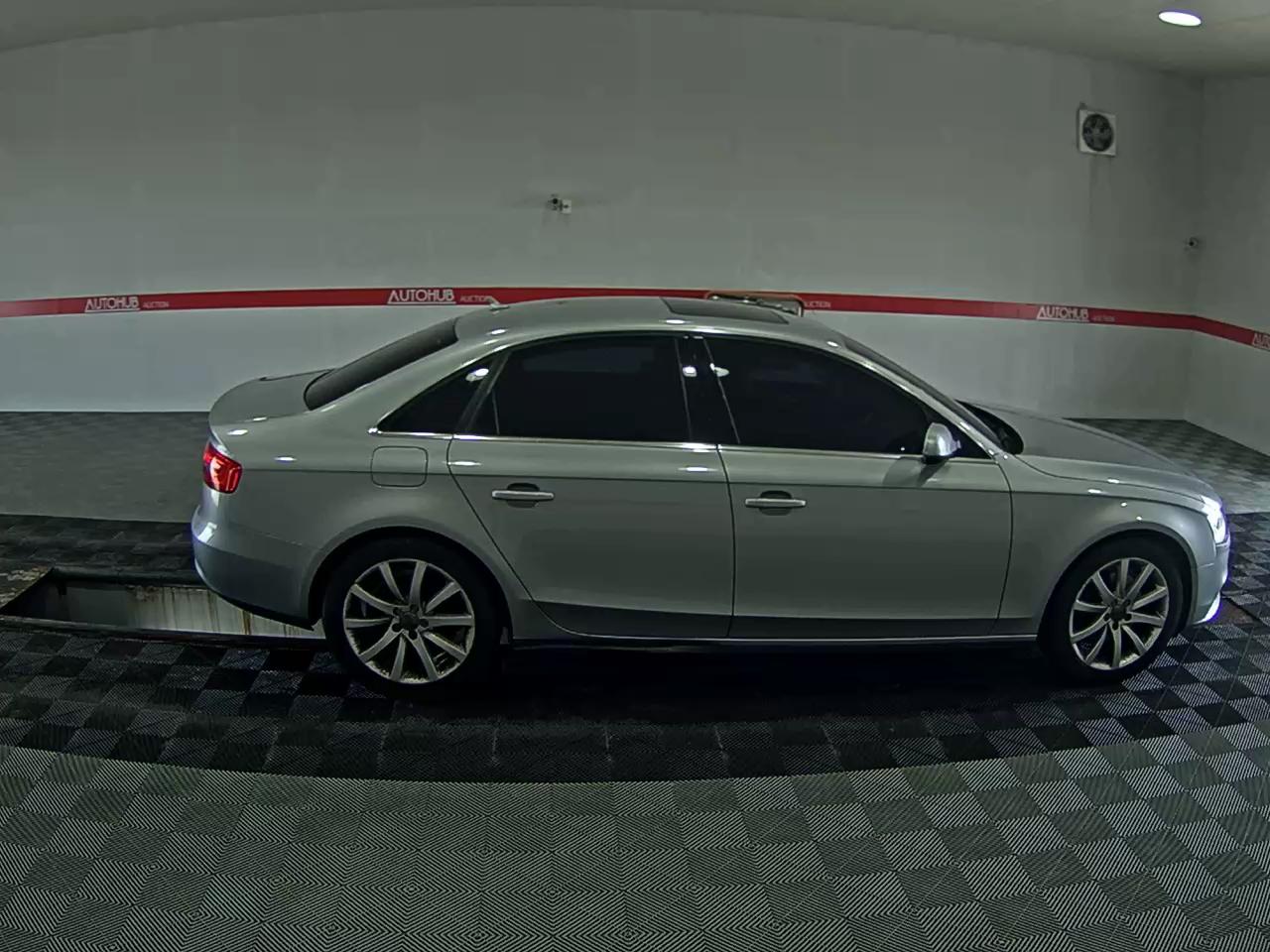 أودي إيه 4 (4Th Gen) 30 TDI Dynamic 2015